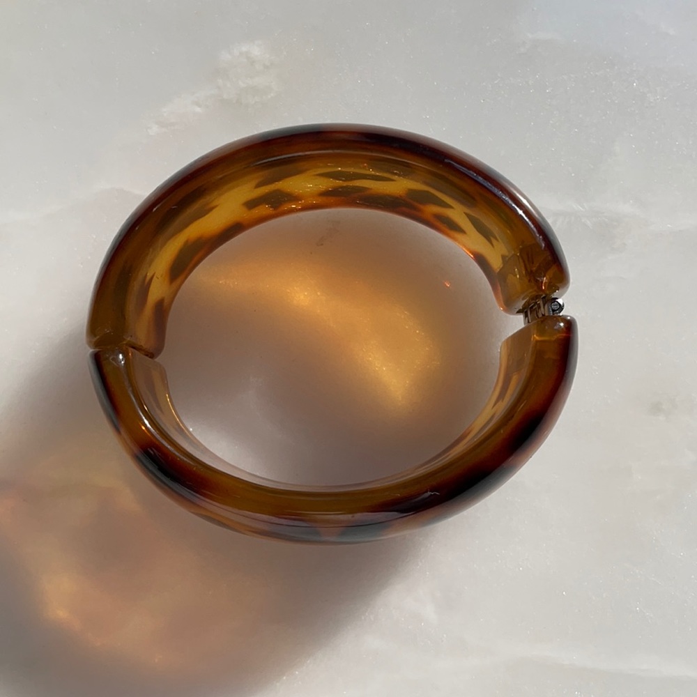 Resin tortoise shell cuff bracelet